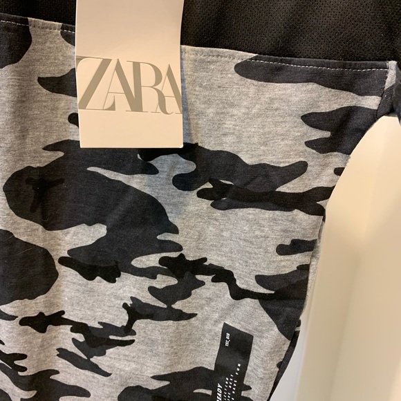 ZARA boys size 5 NWT KEEP READY grey camo and black t-shirt - Picture 2 of 8